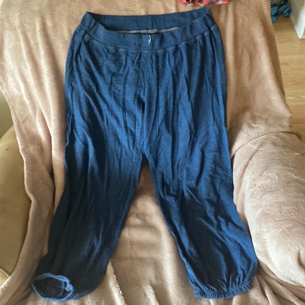 Navy blue, light and soft cotton joggers